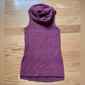 Hollister Cowl Neck Sleeveless Sweater